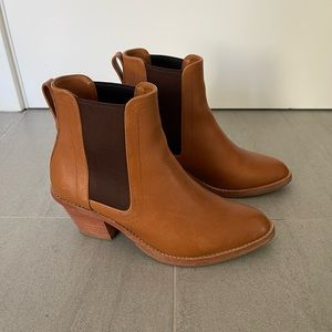 Poppy Barley Tan Ankle Boots Size 5.5
